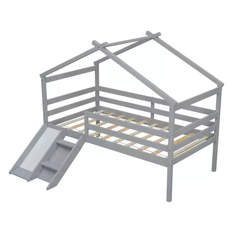 Letto a soppalco basso per ragazzi con scivolo, scala, ringhiere di sicurezza, struttura a tetto in stile casetta, 81.7L x 67.6W