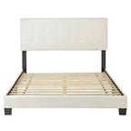Letto matrimoniale Queen in ecopelle bianco con piattaforma